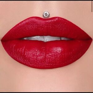 RedRum Jeffree Star Velvet Trap
